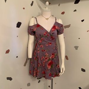Size M grey, floral dress with cut out shoulders